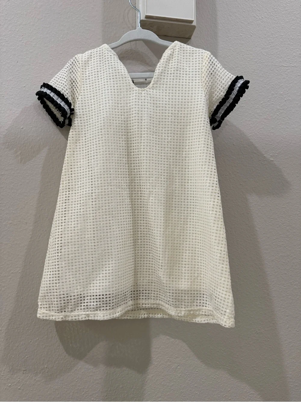 Milton toddler girl Cream Formal Dress with Black Bow Accent size 2T